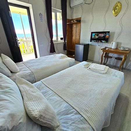 Hilltop Guest House Kutaisi Dış mekan fotoğraf